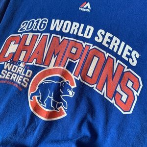Vintage Majestic Chicago Cubs 2016 WS Size Small